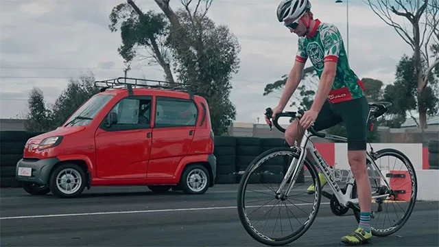 Bajaj-Qute-velo2.jpg