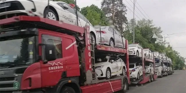 uapolice-corolla2.jpg