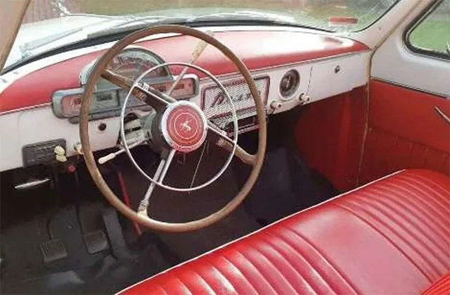 GAZ21-cabrio2.jpg