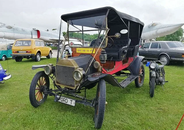 ford-t-3.jpg