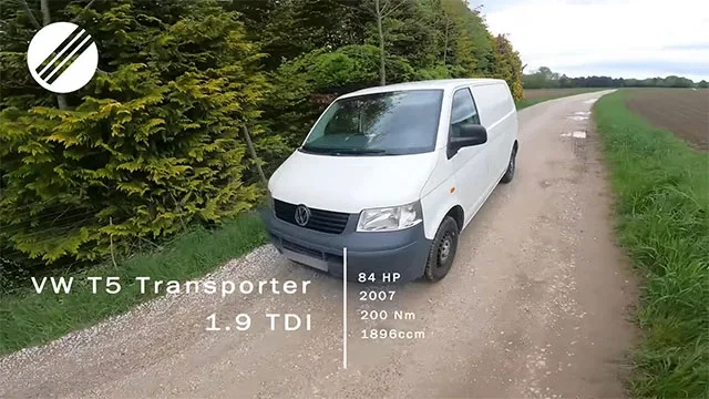 Volkswagen-Transporter-T5-max2.jpg