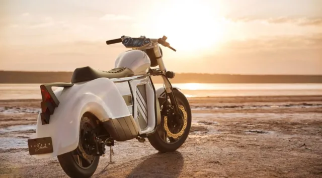 zaiser-electrocycle-sunset-1038x576.jpg