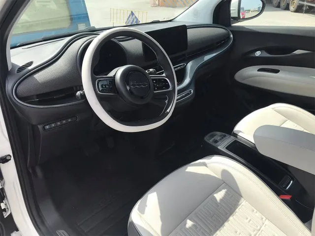 FIAT-500-ua5.jpg