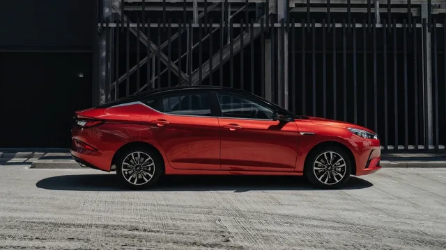 Start of JAC J7 sales in Ukraine