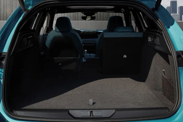 2022-Peugeot-308-SW-29.jpg