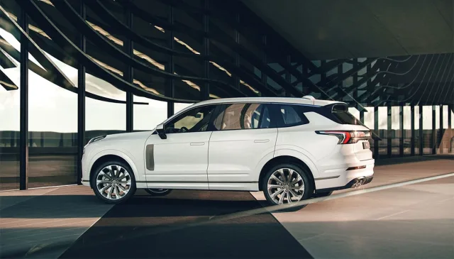 lynk_co_09-22.jpg