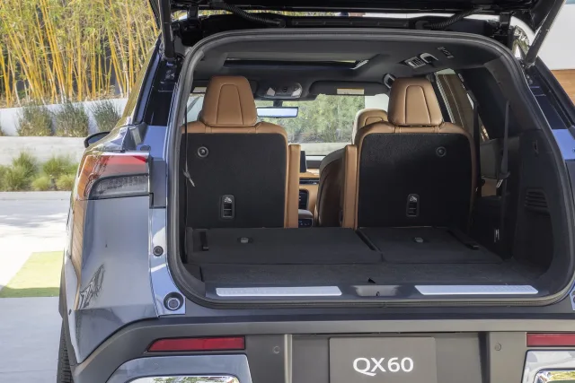 2022-Infiniti-QX60-35.jpg