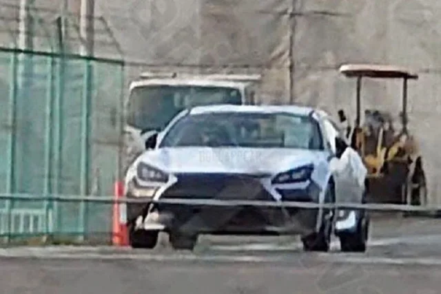 Lexus UC.jpg