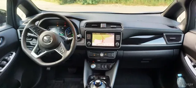 nissan-leaf-3.jpg