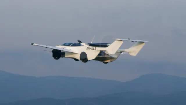 Летающий автомобиль AirCar