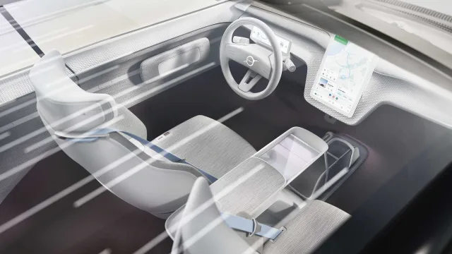 volvo-concept-recharge-interior-view2.jpg