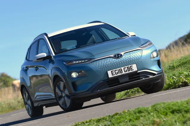 17_-_hyundai_kona_electric_2.jpg