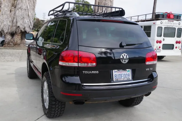 Volkswagen Touareg with 5.0-liter V10 diesel