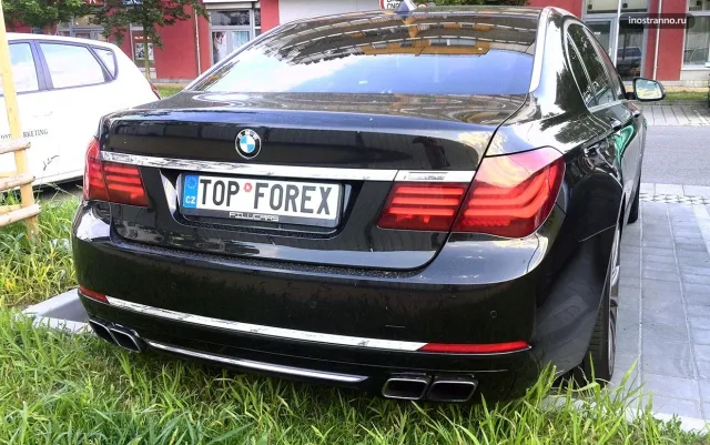 Forex-trader-car.jpg