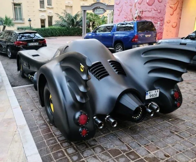 batmobil.jpg