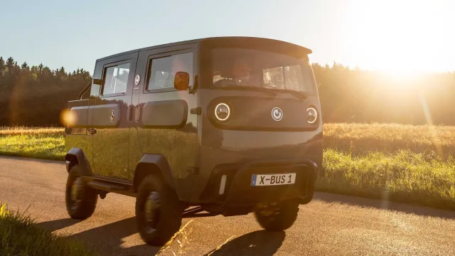 electric_brands_xbus_2022_fahraufnahme_vom_fullrunner_prototyp.jpg