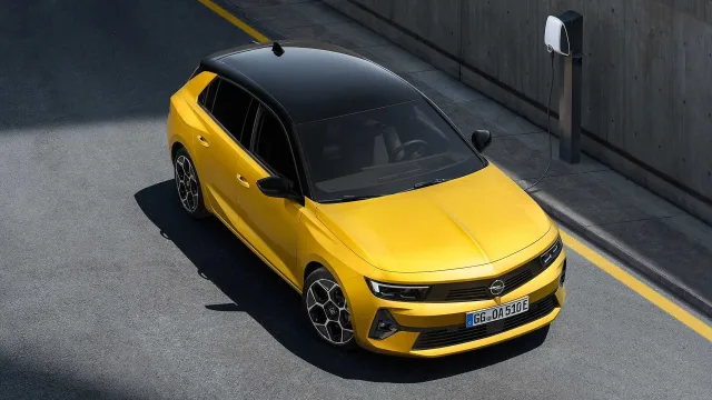 opel-astra-2021-3.jpg