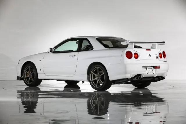 Nissan%20GTR-5.jpg