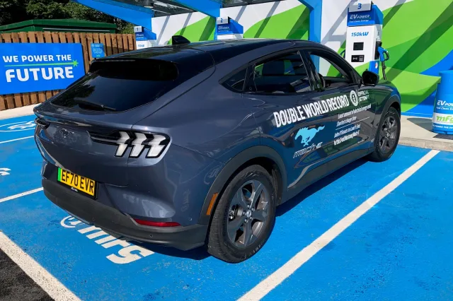 ford-mustang-mach-e.jpg