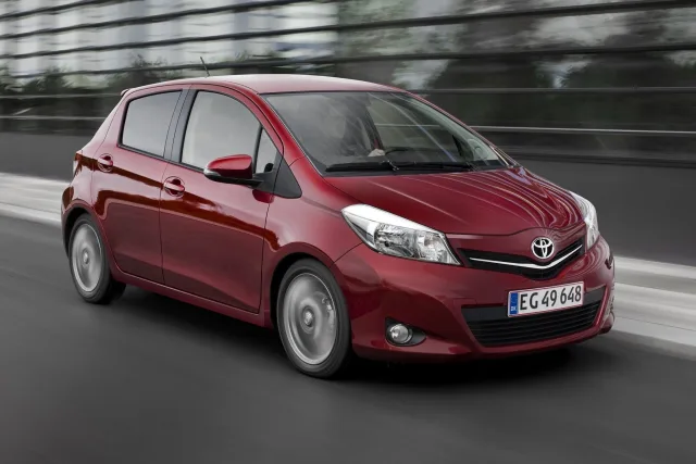 yaris.jpg