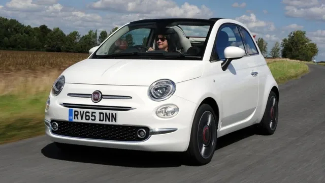 Fiat-500-2019-cab-huge-1405.jpg