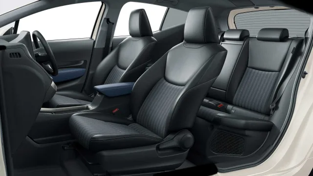 2022-toyota-aqua-jdm5.jpg