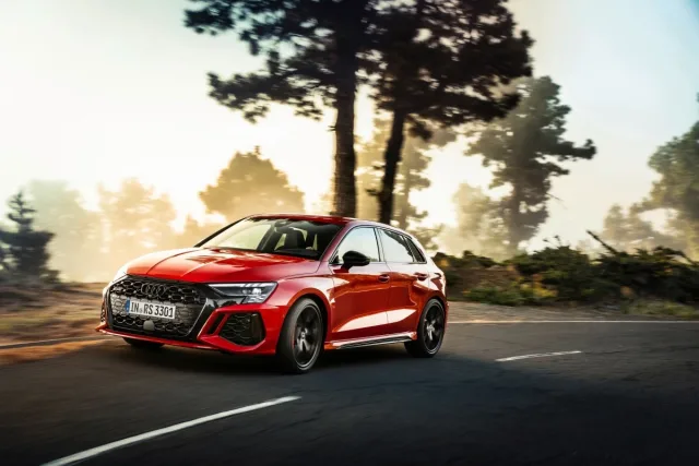 audi-RS3-2.jpg