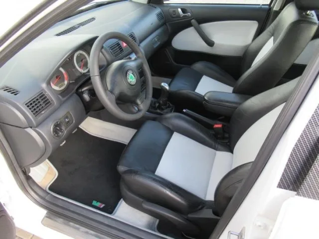 SkodaOctaviaRS 3.jpg
