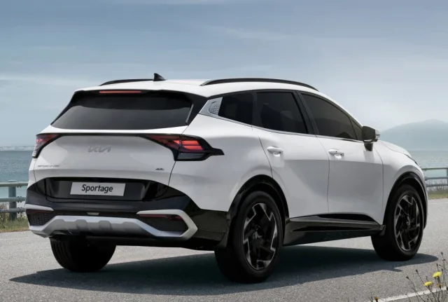 Kia Sportage получил гибридную версию