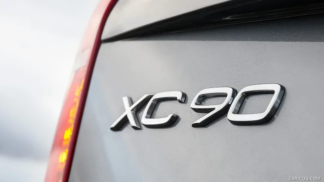 2016_volvo_xc90_t8_1876456.jpg
