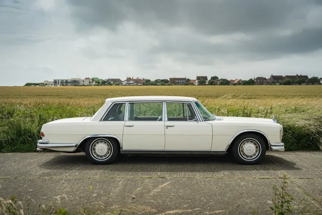 1967-Mercedes-Benz-600D-W100-George-Harrison-08.jpg