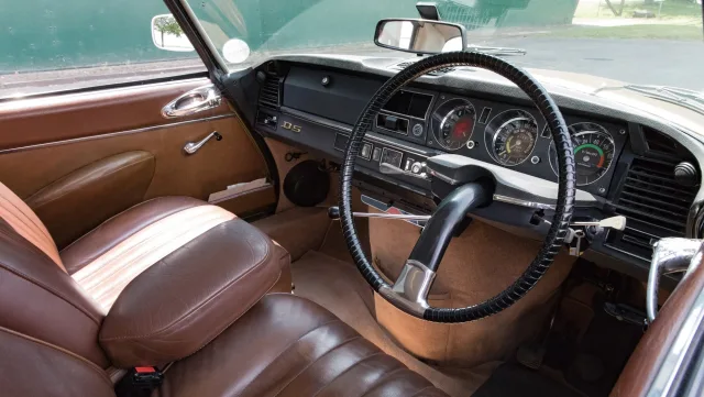 Electrogenic Citroen DS-8.jpg