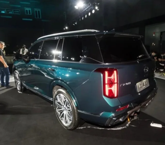 gs8-suv-china-5a-768x674.jpg