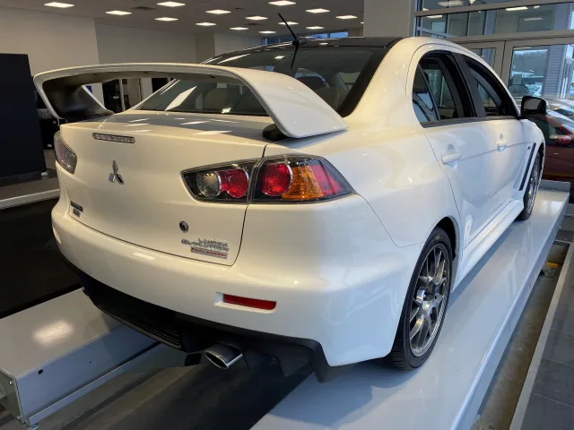 Последний Mitsubishi Lancer Evo X