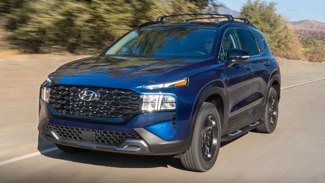 2022-hyundai-santa-fe-xrt-front-3-4.jpg