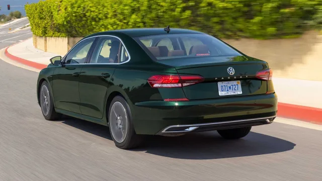 2022-volkswagen-passat-limited-edition-2.jpg