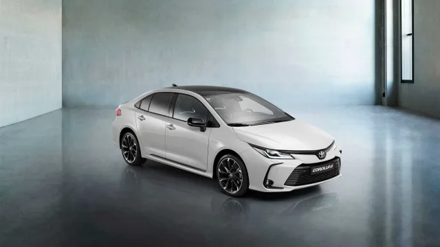 toyota-corolla-gr-sport.jpg