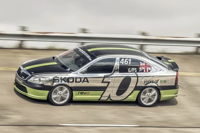 skoda-octavia-rs-boneville4.jpg