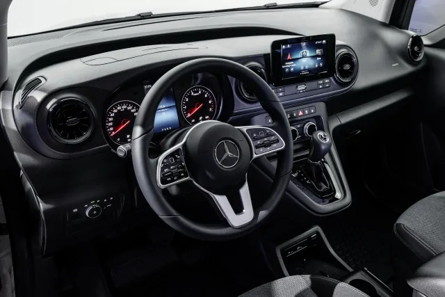2022-Mercedes-Benz-Citan-39.jpg