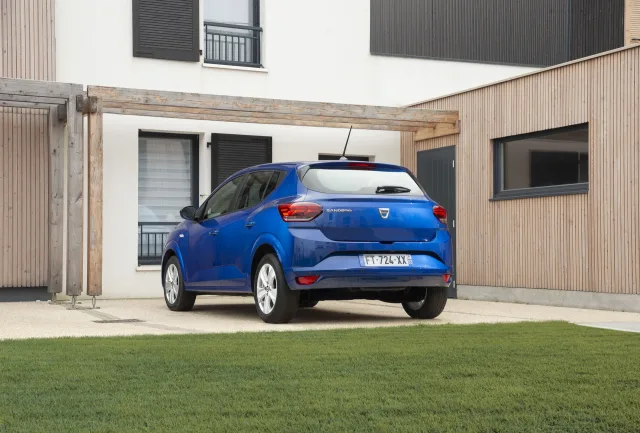 dacia-details-new-sandero-stepway-refinement-36.jpg