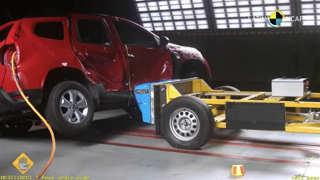 Renault Duster провалил краш-тест