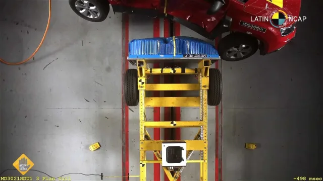 duster-krash-test2.jpg