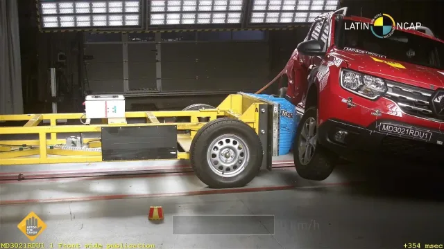 duster-krash-test3.jpg