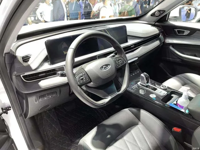 1488x0_1_autohomecar__ChwElmEq-5CAfaSXAANHg8PzwMg90.jpg