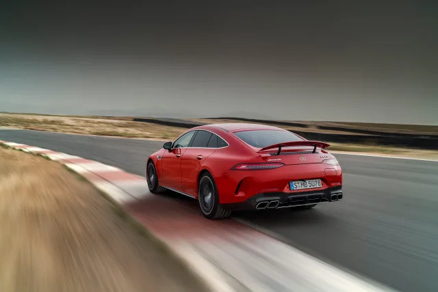 Mercedes-AMG-GT-63-E-Performance-9.jpg
