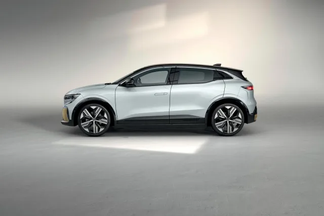 Renault-Mégane-E-Tech-89.jpg