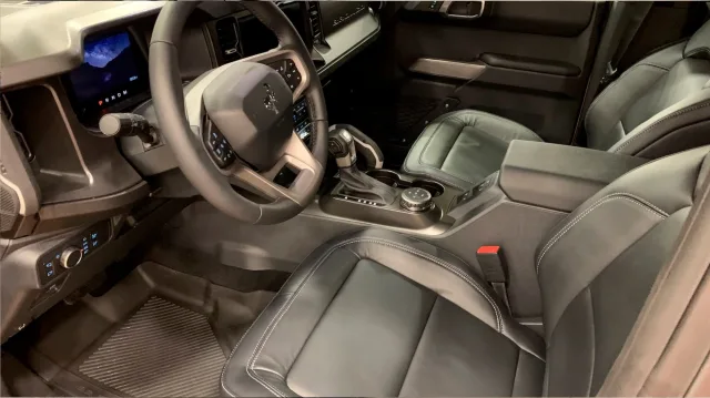 2021-Ford-Bronco-First-Edition-4_2.jpg