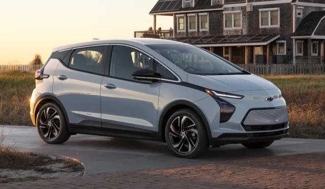 Chevrolet-BoltEV-1.jpg