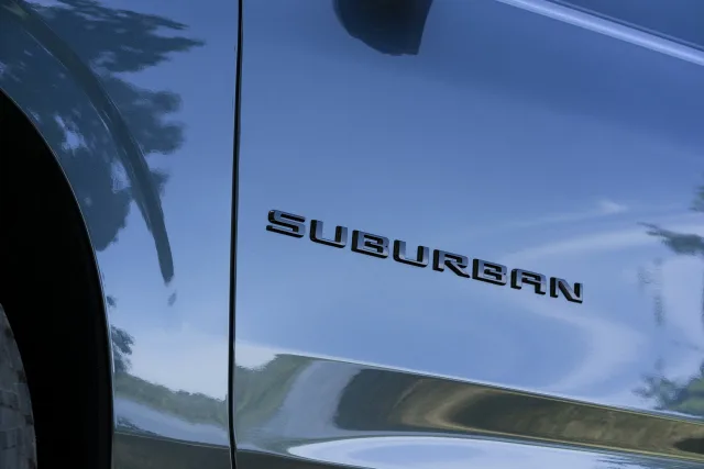 2021-Chevrolet-Suburban-Z71.jpg