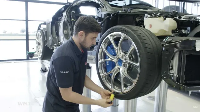 bugatti-chiron-documentary.jpg